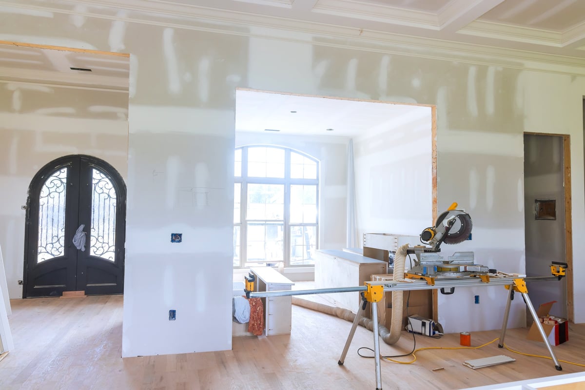 Vivienda en proceso de reforma integral con redistribución de espacios